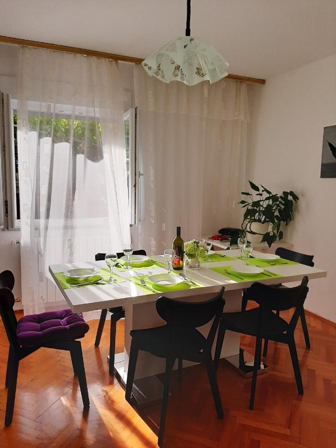 Apartments Viktorija Pula Buitenkant foto